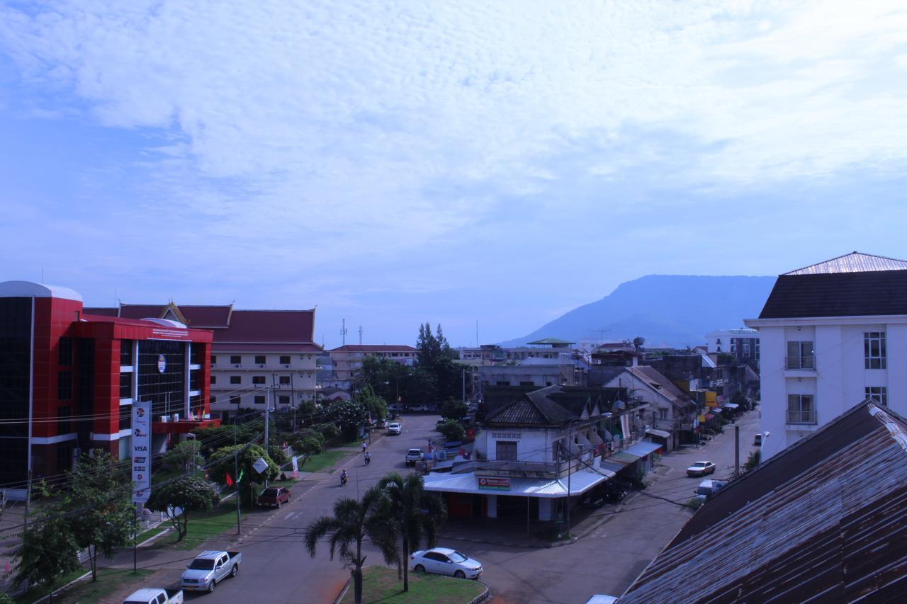 Residence Sisouk Boutique Hotel Pakse Bagian luar foto